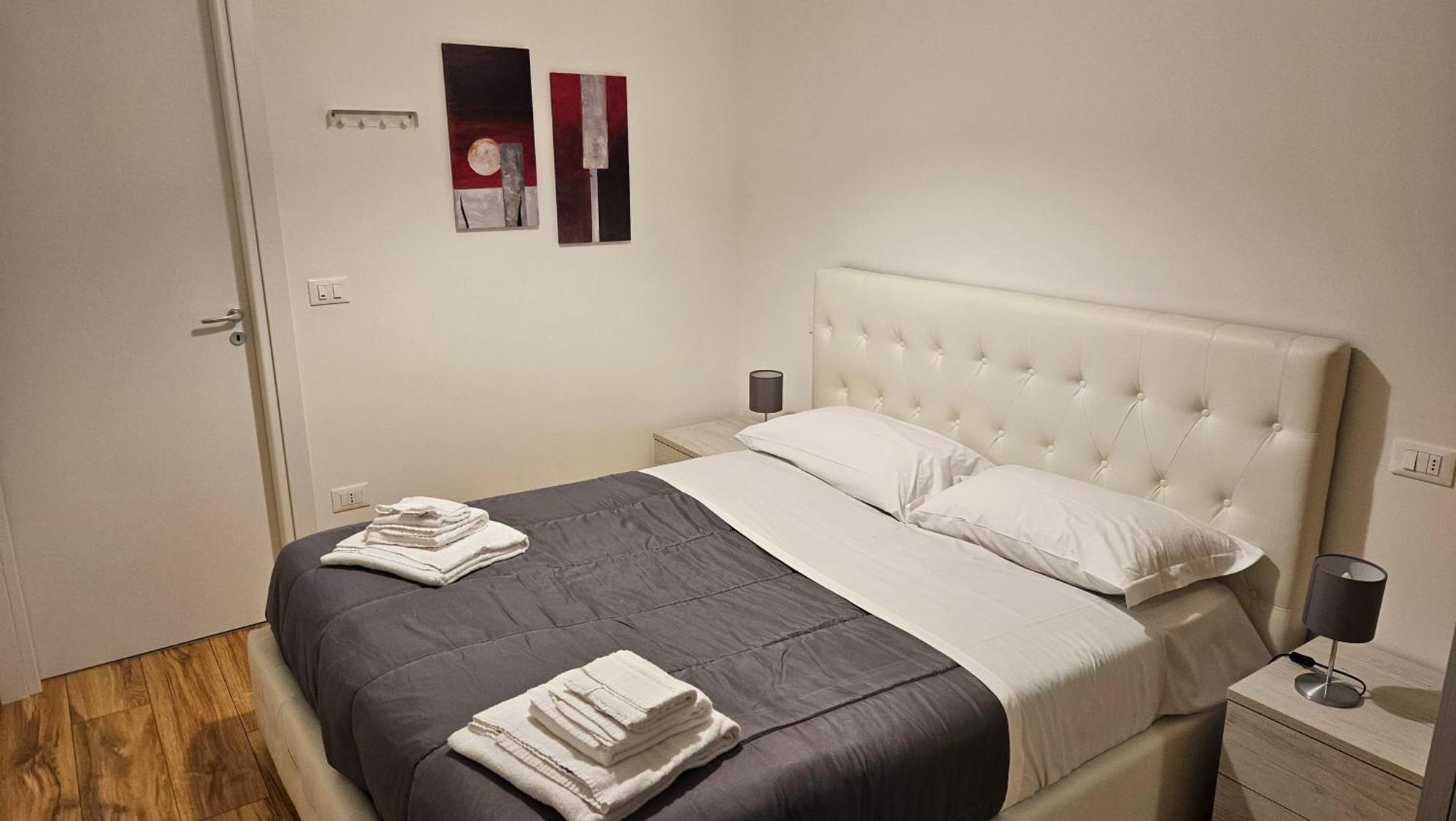 Residenza Ugo Bassi Apartment โบโลญญา ภายนอก รูปภาพ