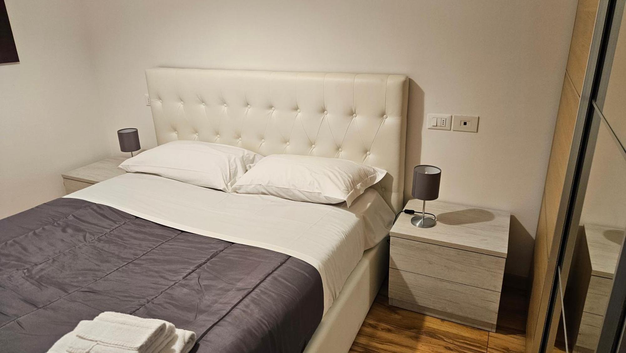 Residenza Ugo Bassi Apartment โบโลญญา ภายนอก รูปภาพ