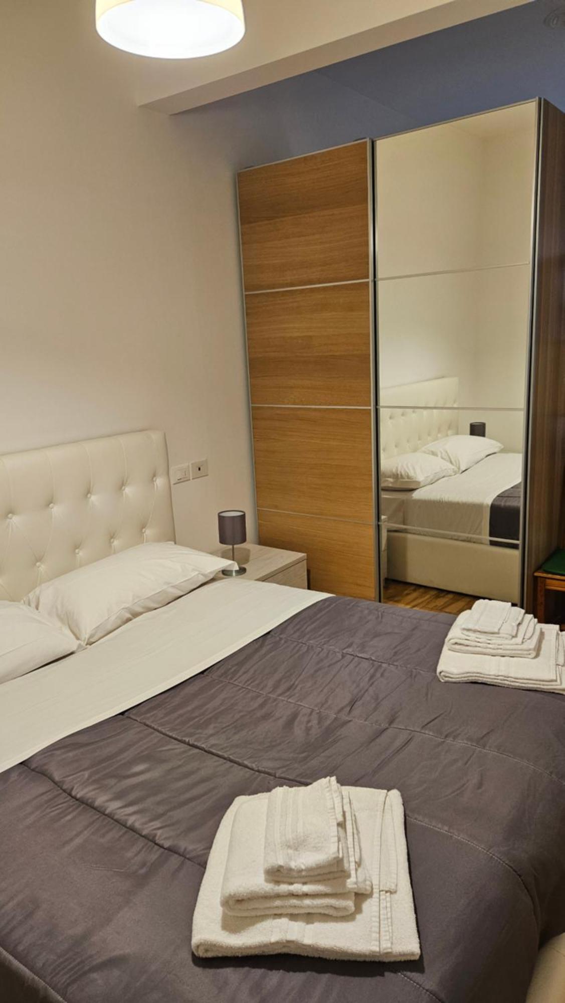 Residenza Ugo Bassi Apartment โบโลญญา ภายนอก รูปภาพ