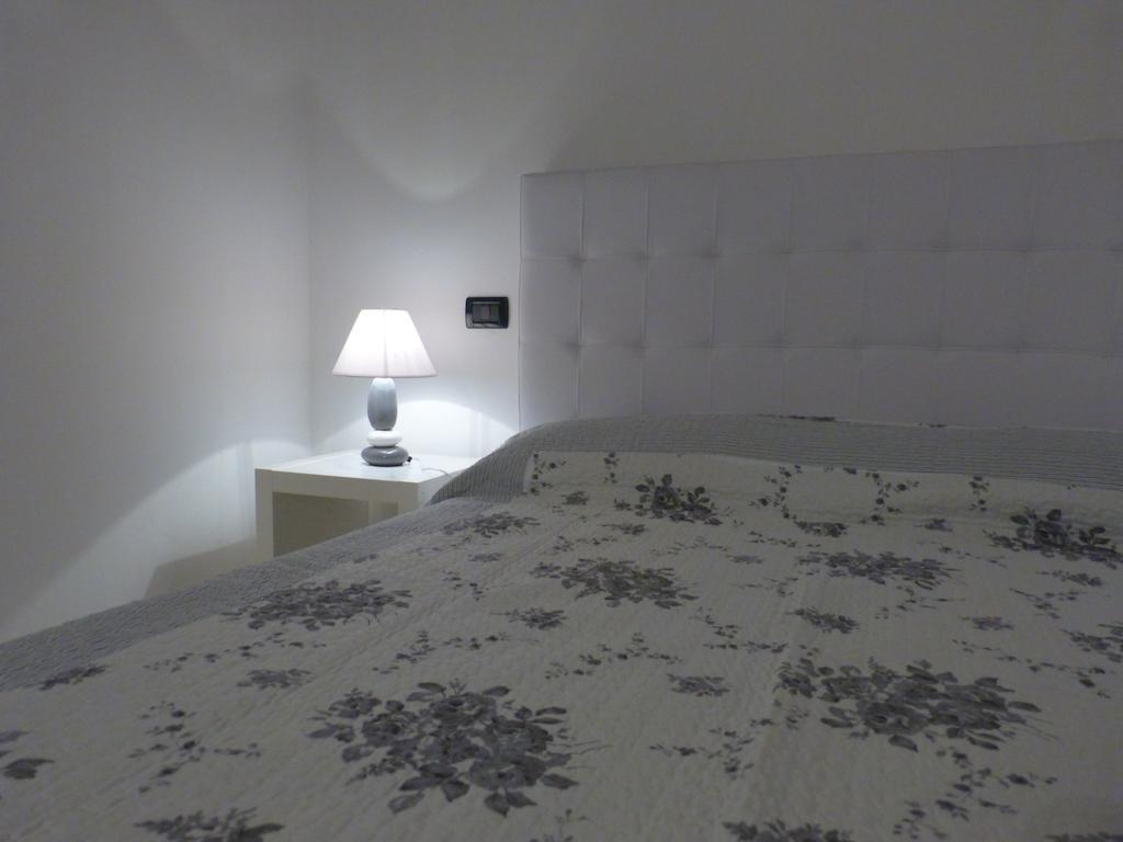 Residenza Ugo Bassi Apartment โบโลญญา ห้อง รูปภาพ