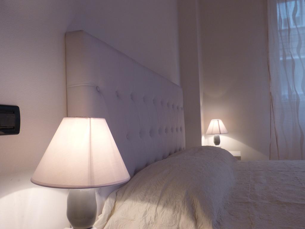 Residenza Ugo Bassi Apartment โบโลญญา ห้อง รูปภาพ