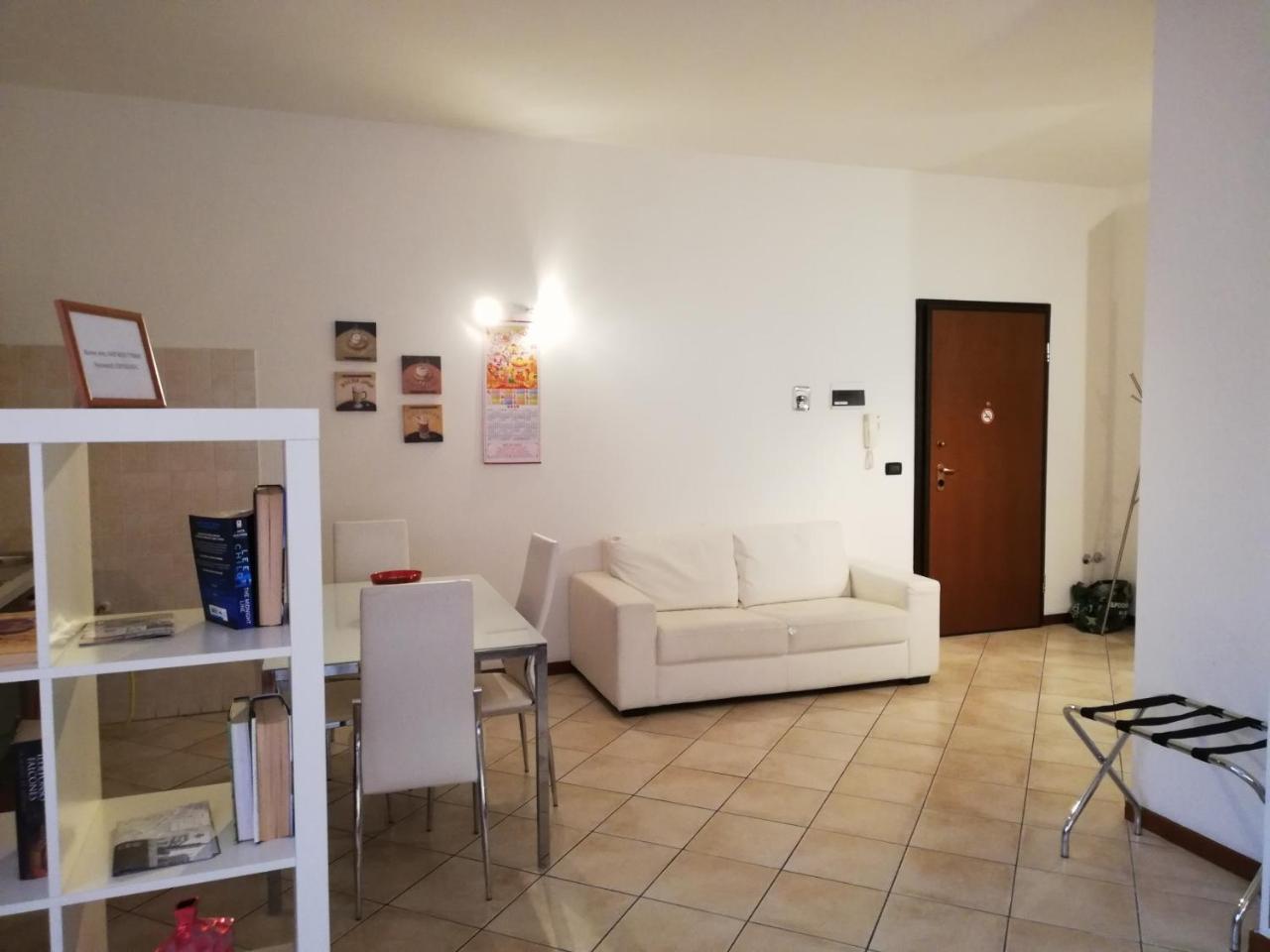 Residenza Ugo Bassi Apartment โบโลญญา ภายนอก รูปภาพ
