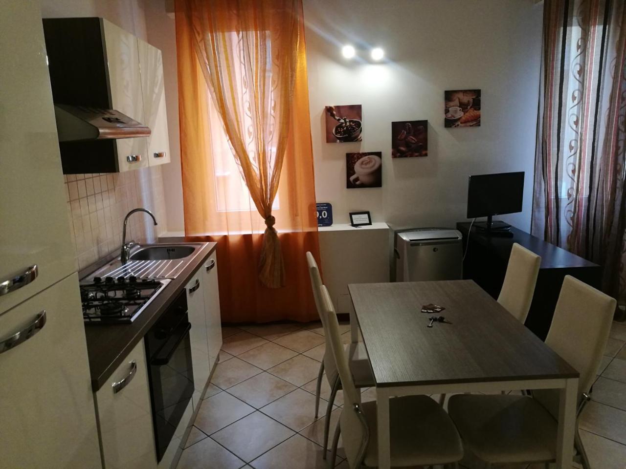 Residenza Ugo Bassi Apartment โบโลญญา ภายนอก รูปภาพ