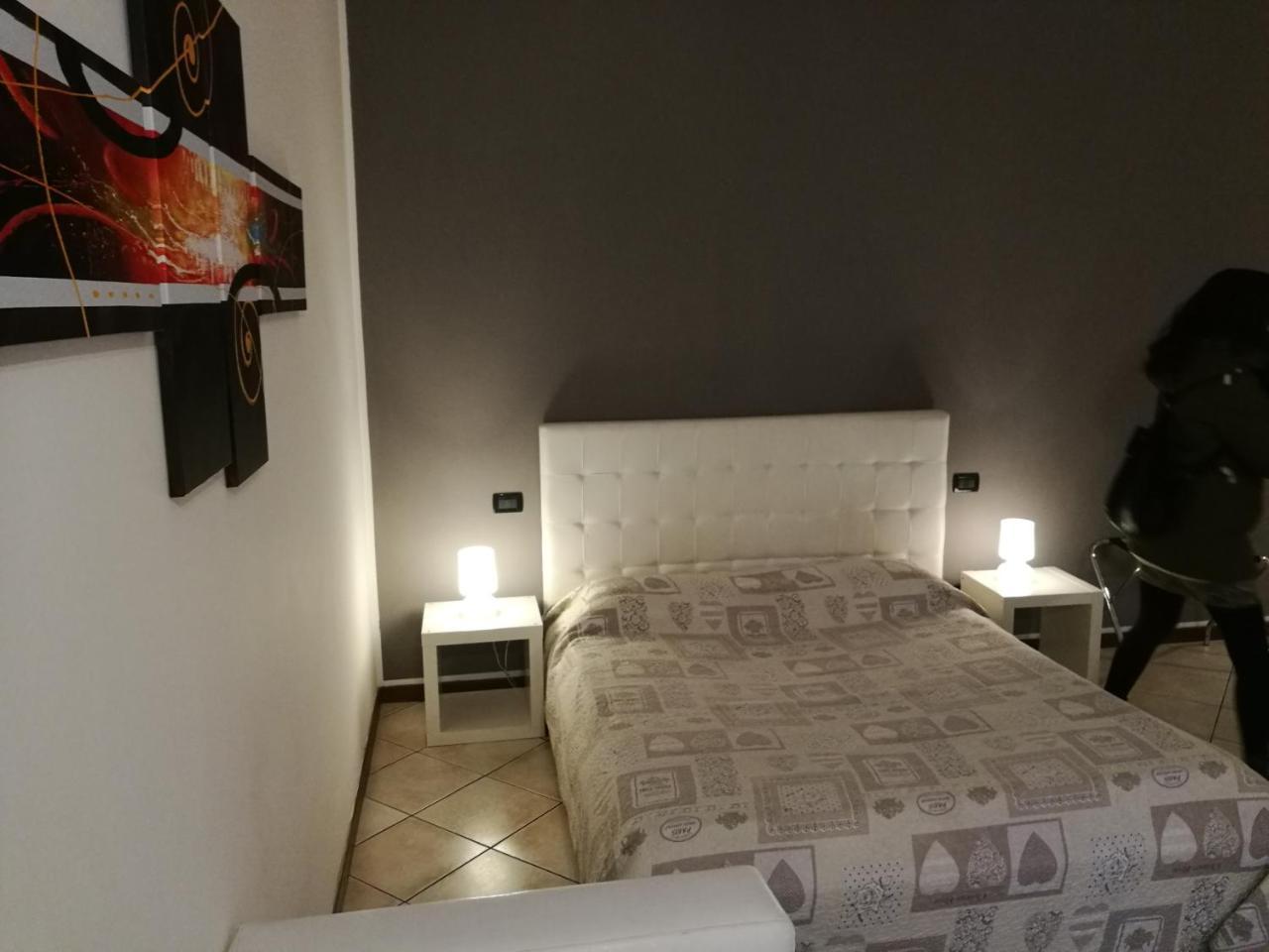 Residenza Ugo Bassi Apartment โบโลญญา ภายนอก รูปภาพ